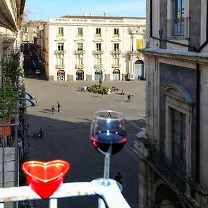 Casa vacanze Sicily Wonderful Piazza Universita’, Aeroporto di Catania Fontana Rossa